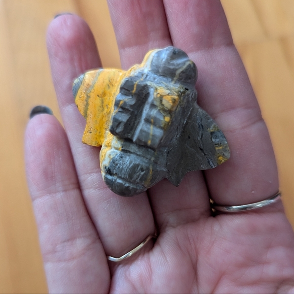 Carved Bumblebee Jasper Bee Stone - Picture 2 of 2